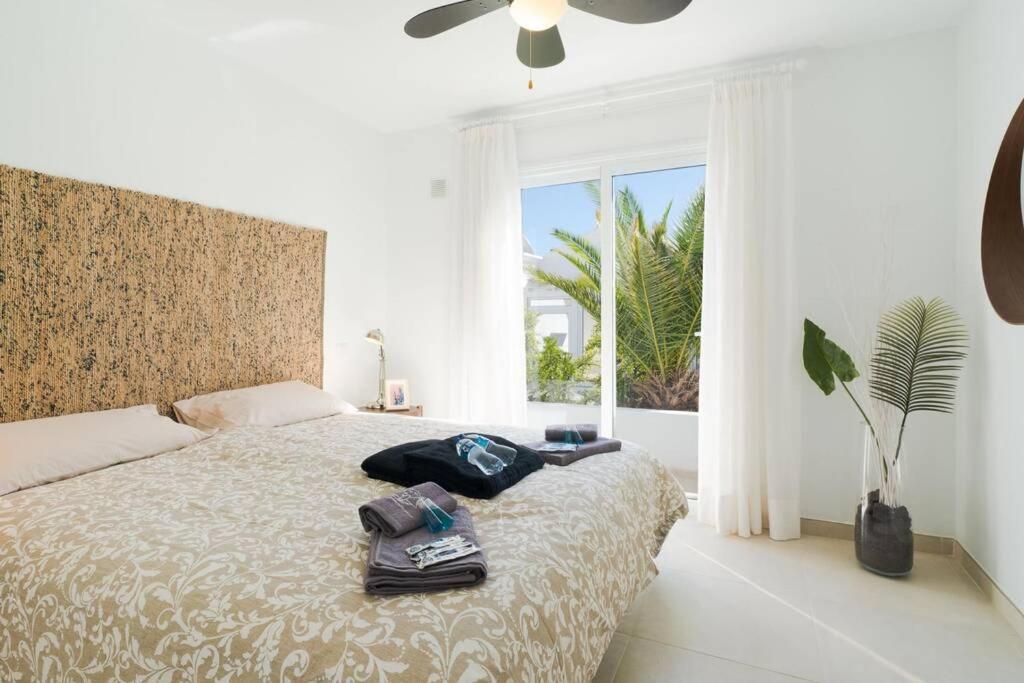 Luxurious Bungalow A2 In A Quiet Complex With Pool 100M From The Sea Charco del Palo Exteriér fotografie